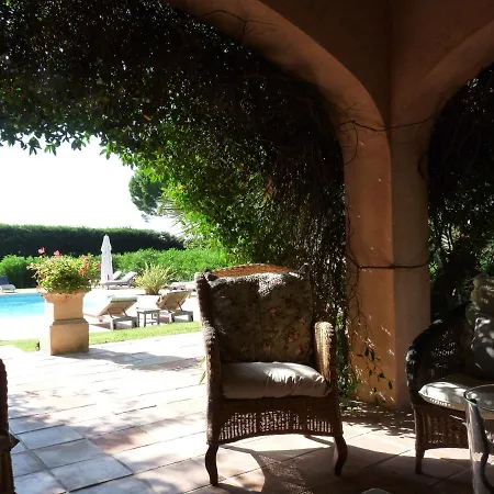 Les Salins - La Sassiere Couette-café Saint-Tropez