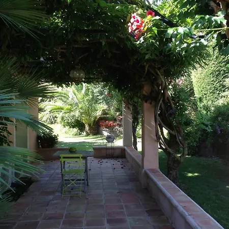Les Salins - La Sassiere Bed & Breakfast *
